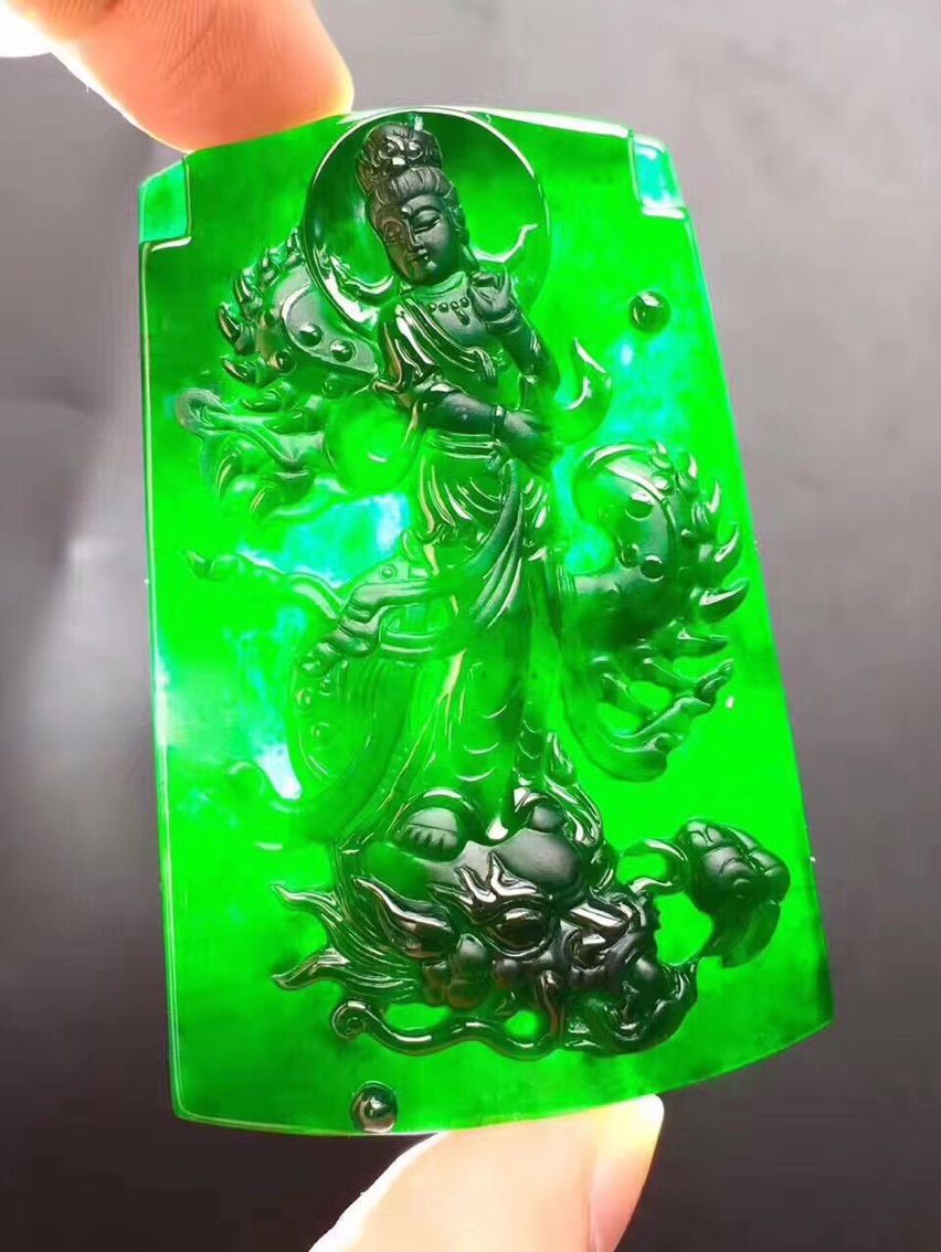 天然翡翠原石丿的主播照片