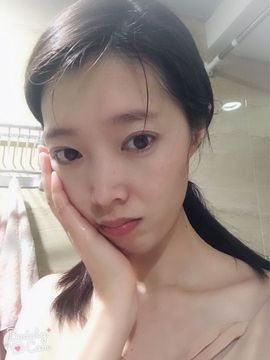 辛束啊主播照片
