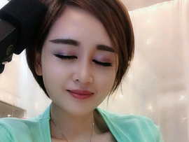 伯爵g$z主播照片