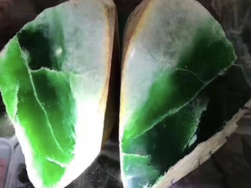 翡翠源石的主播海报