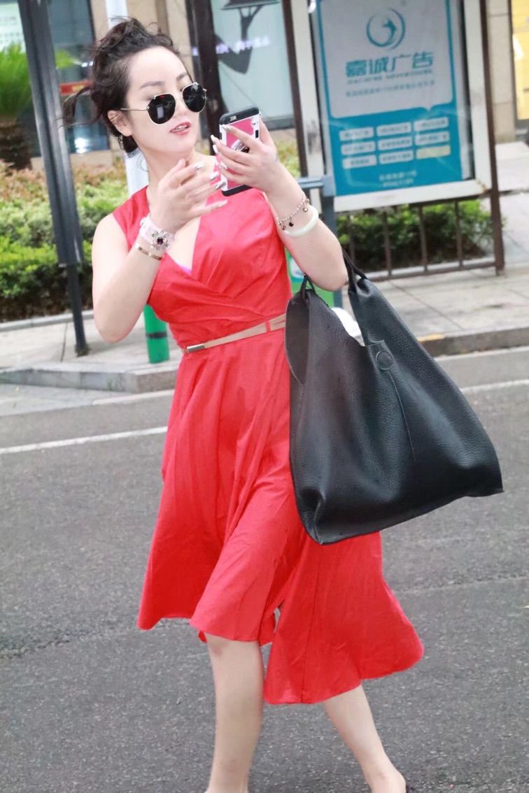 雅雅“@的主播照片