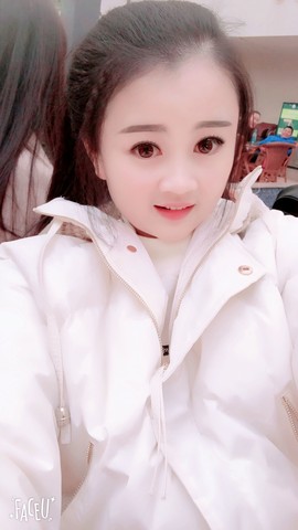 嵗玥蕪婧主播照片