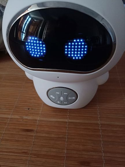 很健康不管風(fēng)吹浪打的主播照片
