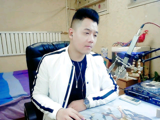 刚好哥1⃣️回来了的主播照片