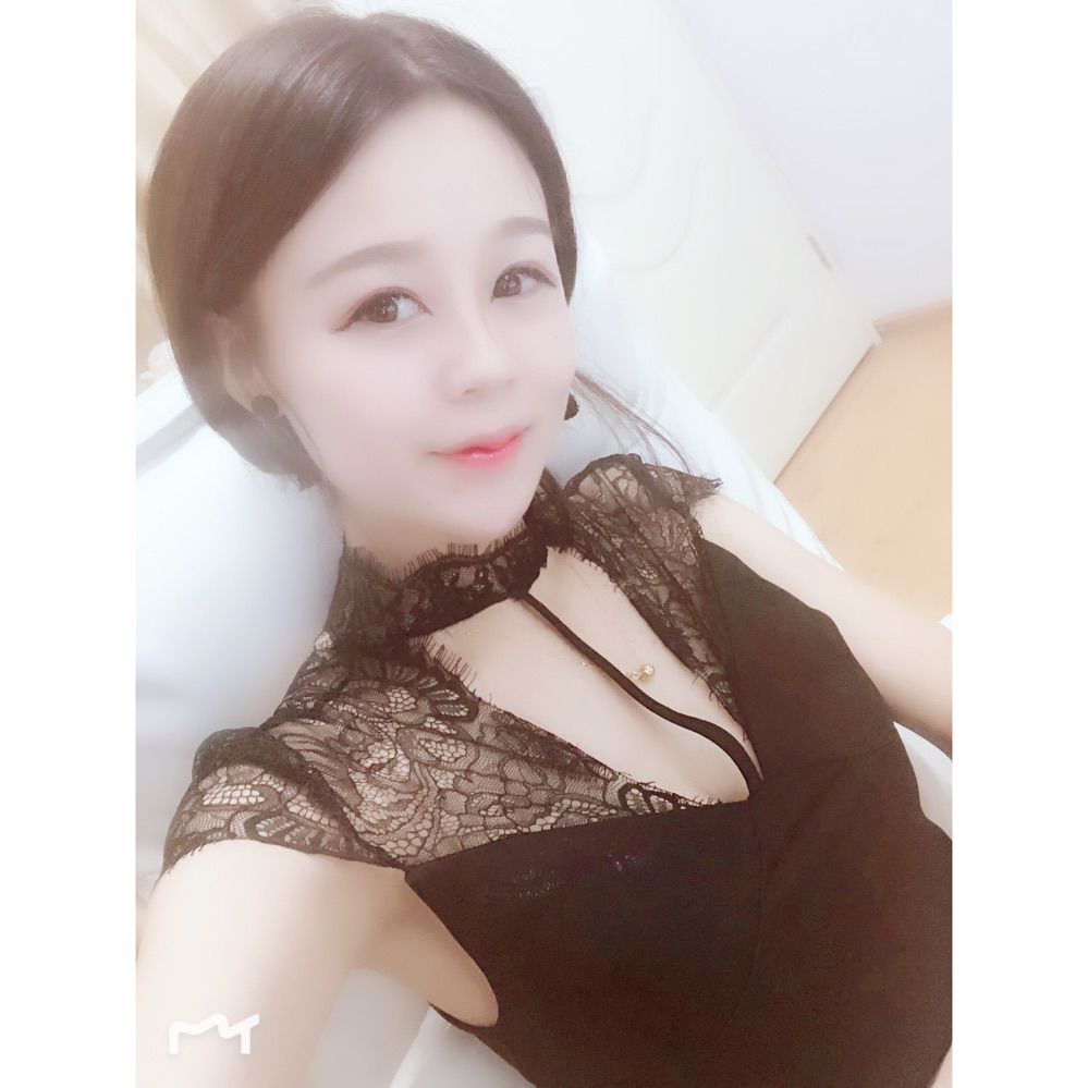 🌺小小🌺生病住院的主播照片