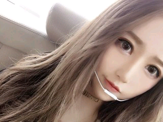 ✚愉快的凡凡的主播照片