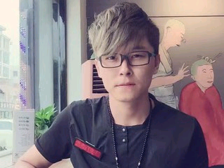 八零付少的主播照片