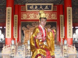 赵朝刚主播照片