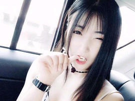 闲i扯主播照片