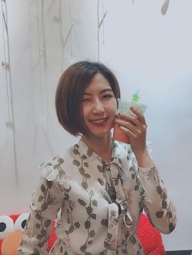 快来保护我方阿妮塔兔主播照片