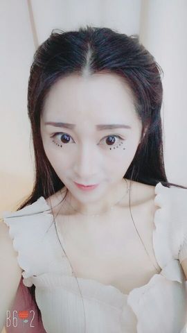艾沫;白天播。主播照片