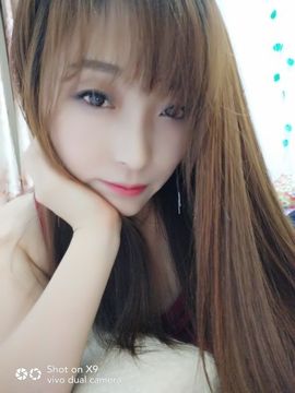 小美悠吖主播照片