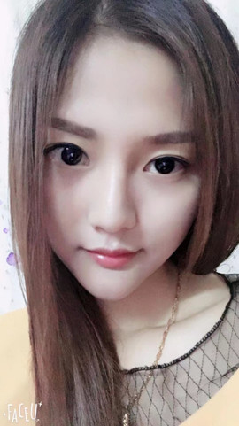 雪离儿主播照片