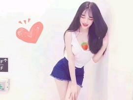 aa小饭团主播照片