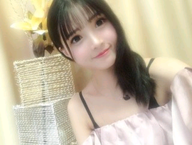 主播人美话少主播照片