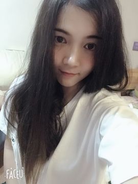 浙江小内主播照片