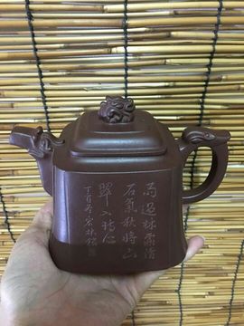凤姐做紫砂壶自产自销主播照片