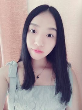 是晨晨主播照片