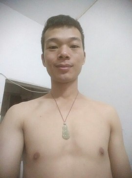 黎天水主播照片