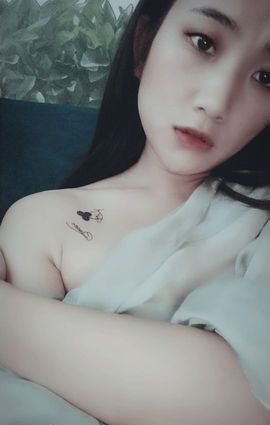 🙈`黄小言.主播照片