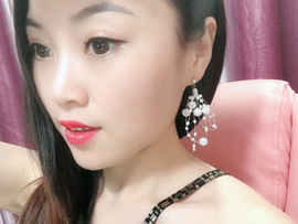 东华々帝君主播照片
