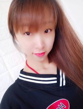 艾欣周一晚上播主播照片