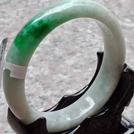 爱绿翡翠珠宝客服主播照片