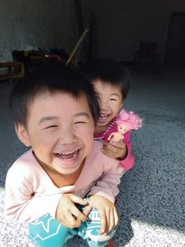 淏天、大自然哥主播照片