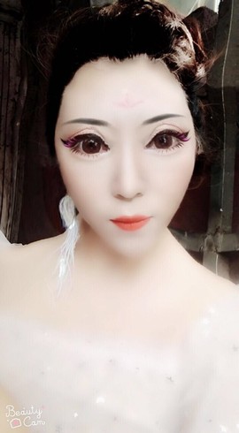 冰雪微微主播照片