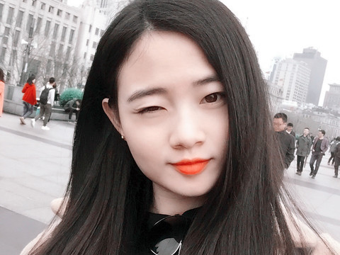 小璐vera海报