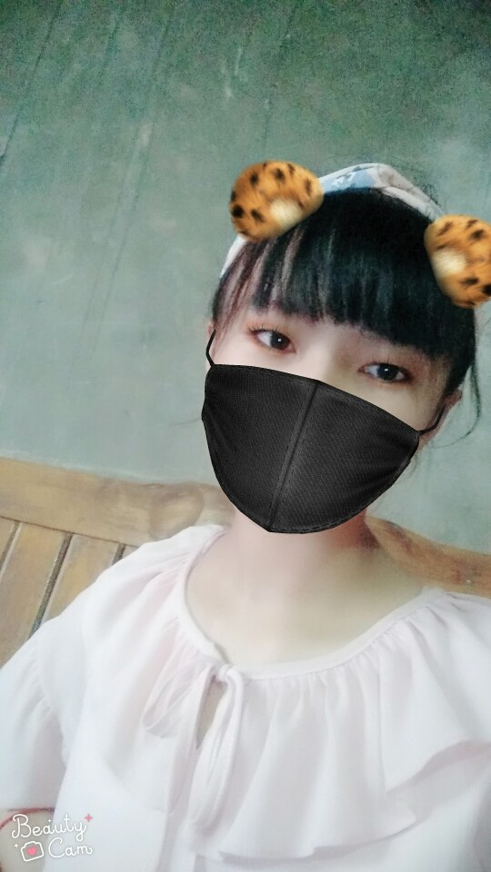 眼泪残弱い主播照片