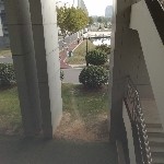 水中雨花石海报