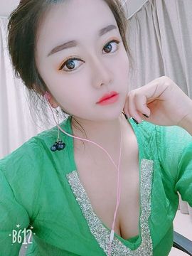 小满会想你的主播照片