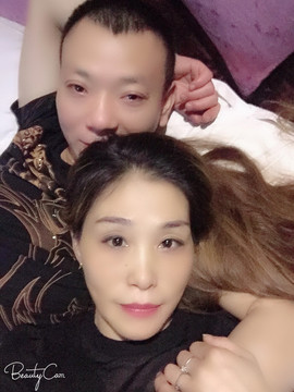 a豹哥家老婆娟子主播照片