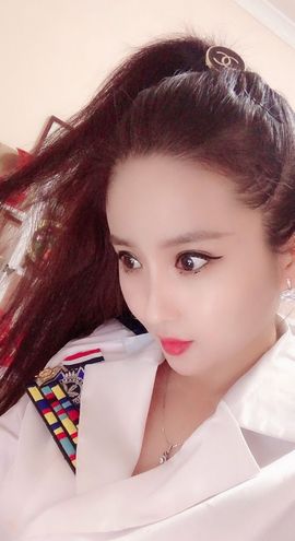 魅丽晴儿主播照片