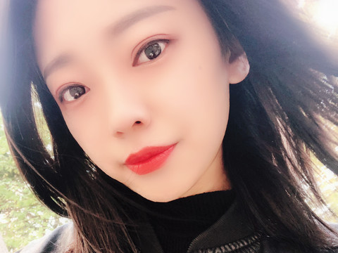 hello🙋海报