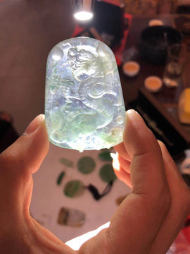 翡翠原石老玉主播照片