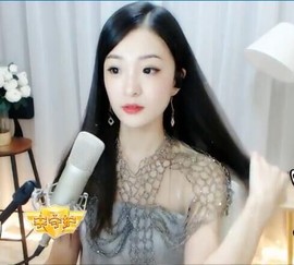 右手还是那个右手！！主播照片