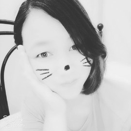 @洛洛✨主播照片