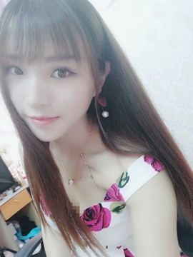 请收索18500房间主播照片