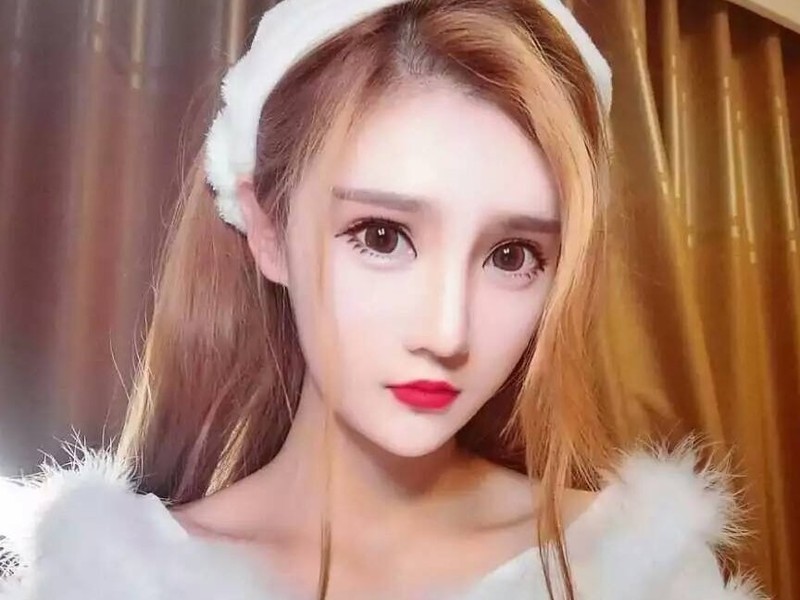 陆瑶🍒的主播海报