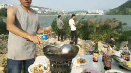 逍遥快活的人主播照片
