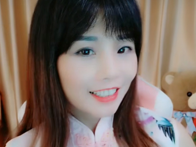 凤凰姐姐来了的主播海报