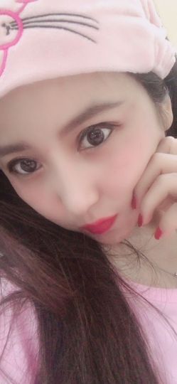 魅丽晴儿主播照片