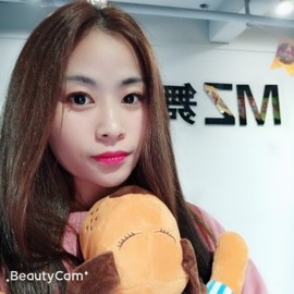 丹丹第一🐻主播照片