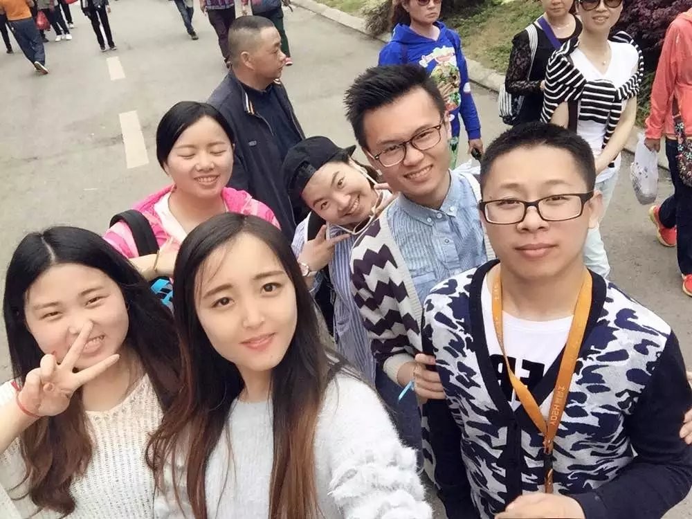 美丽的追寻的主播照片