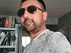 大胡子涛哥主播照片