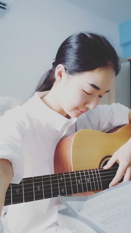 锅锅唱歌给你听主播照片