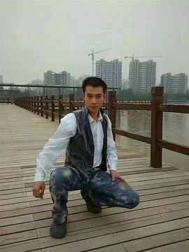 赵朝刚主播照片