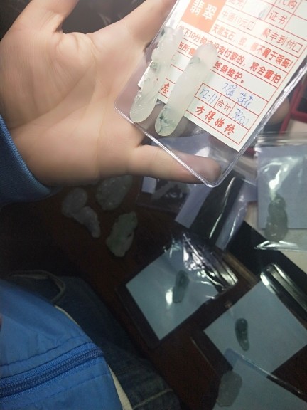 想花就花想买就买主播照片